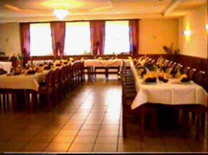 Hotel Restaurant Zur Krone Obersuhl Zewnętrze zdjęcie